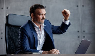 Конфликты и сложные диалоги